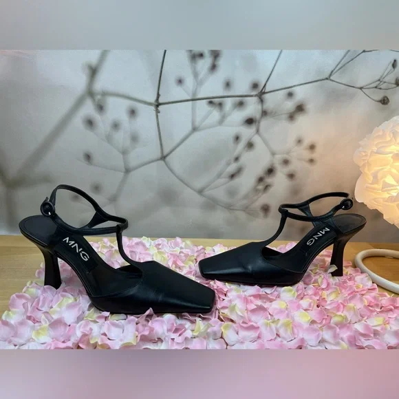 MNG women shoes, cute heels and straps - Picture 2 of 11